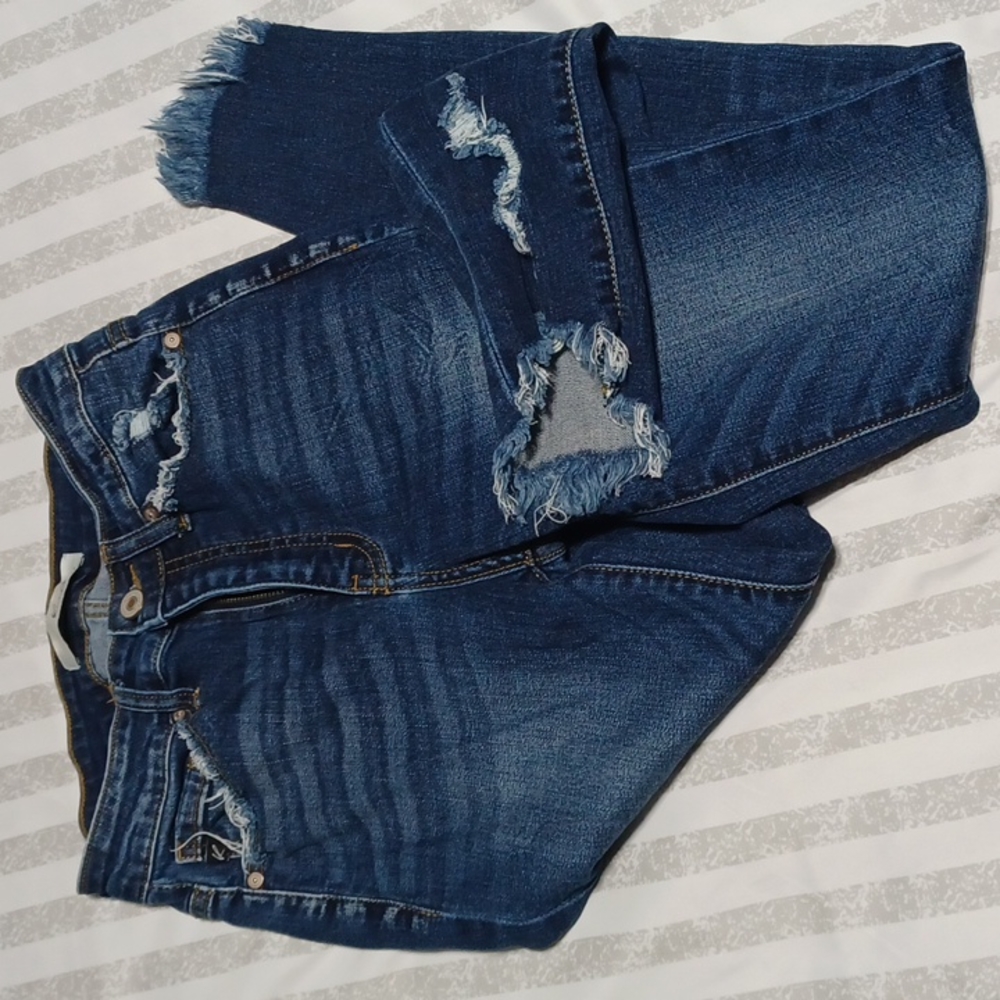 KanCan lightly distressed & frayed hem jeans